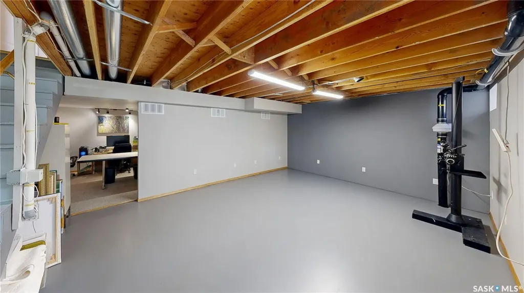 3254 Peyson Bay E Regina SK S4V 2W8