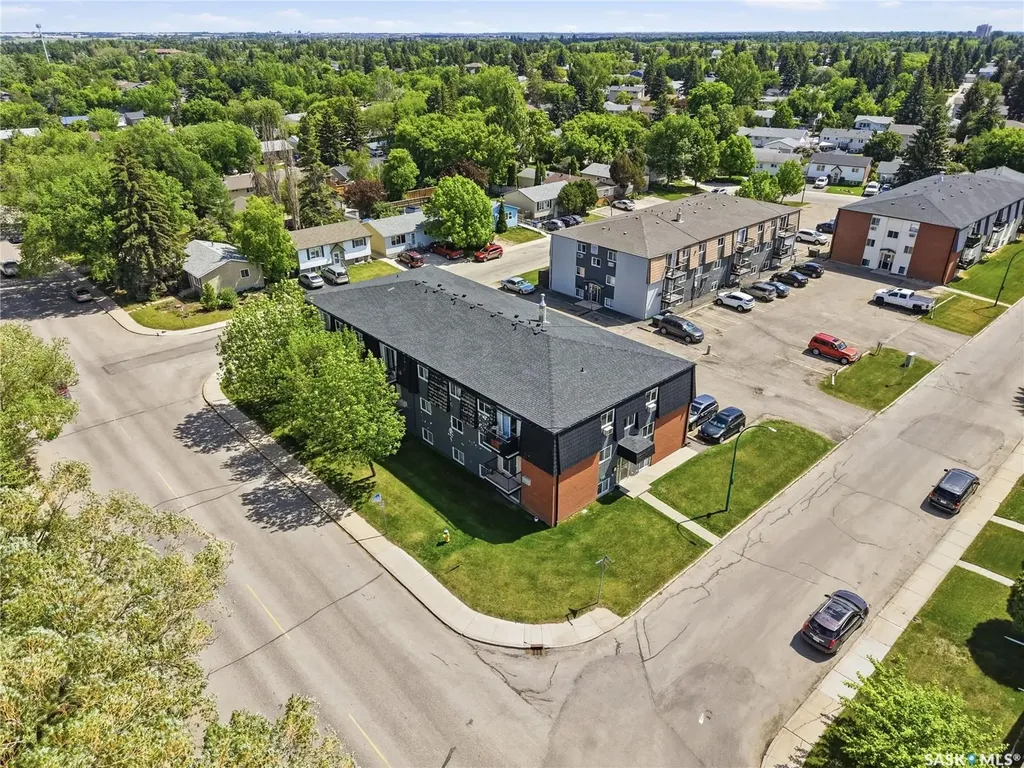 115 Acadia Drive Saskatoon SK S7H 4T8