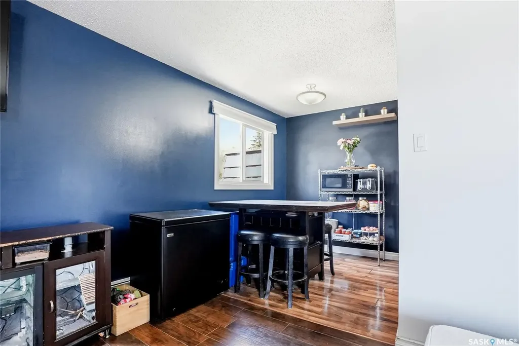 115 Acadia Drive Saskatoon SK S7H 4T8
