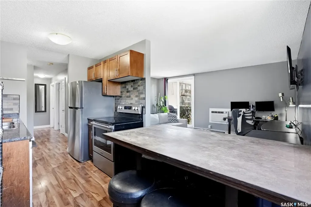 115 Acadia Drive Saskatoon SK S7H 4T8