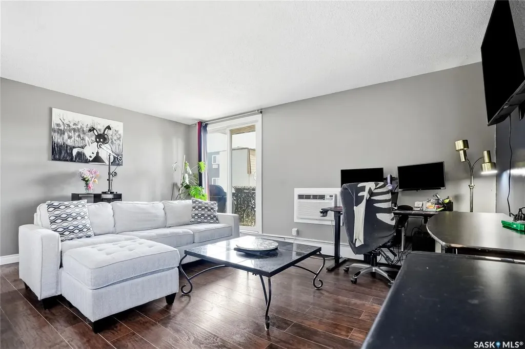 115 Acadia Drive Saskatoon SK S7H 4T8