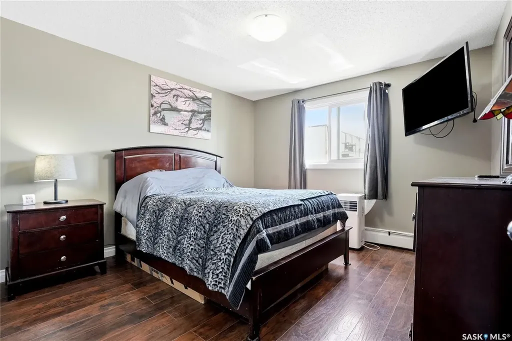 115 Acadia Drive Saskatoon SK S7H 4T8