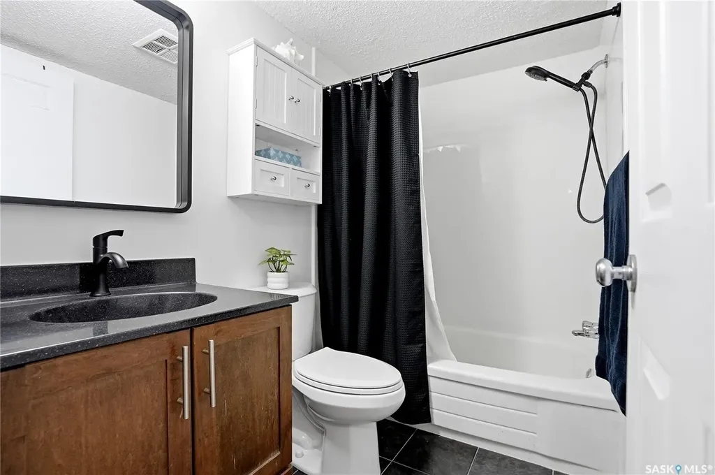 115 Acadia Drive Saskatoon SK S7H 4T8