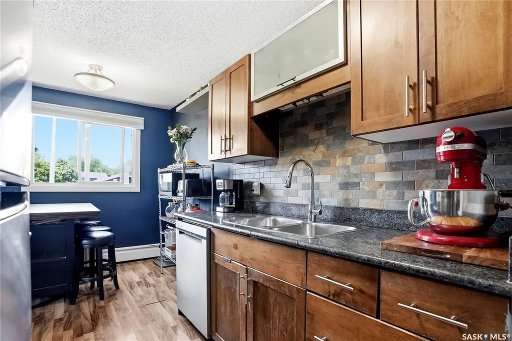 115 Acadia Drive Saskatoon SK S7H 4T8