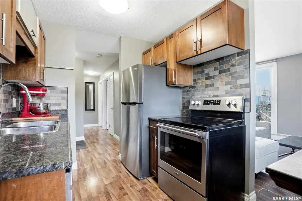 115 Acadia Drive Saskatoon SK S7H 4T8