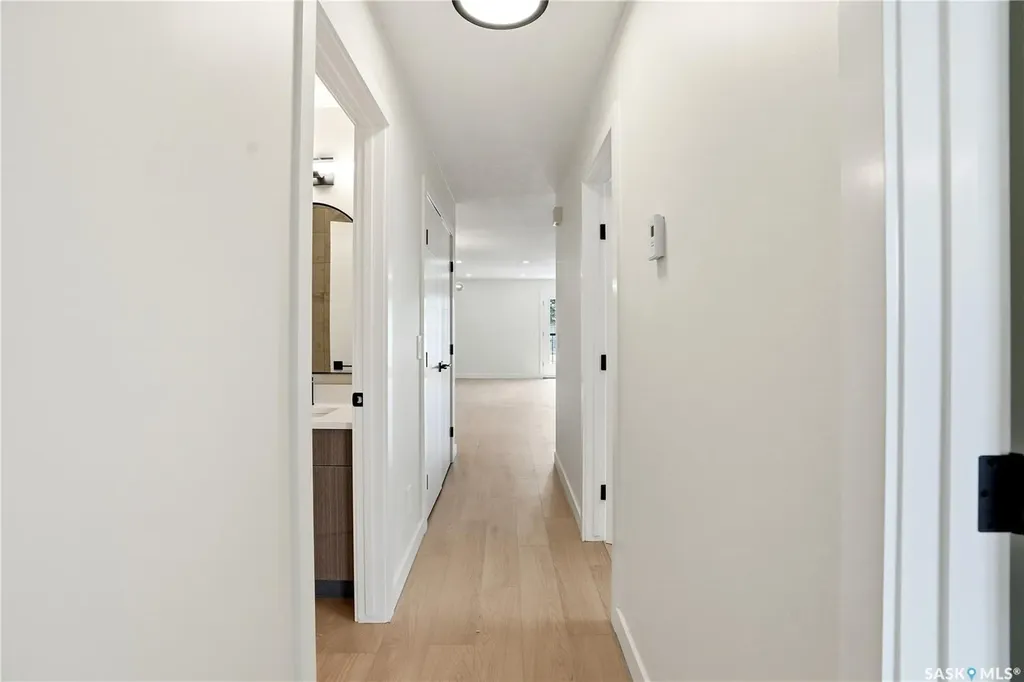 116 (114) Hall Crescent Saskatoon SK S7L 7G6