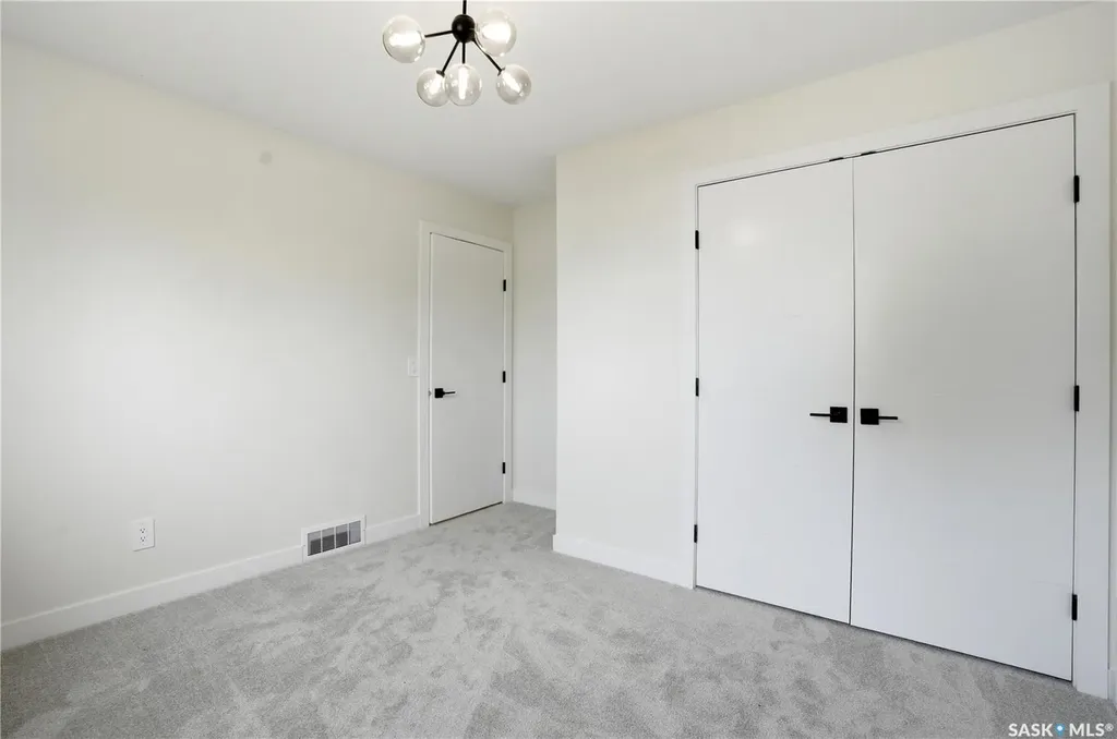 116 (114) Hall Crescent Saskatoon SK S7L 7G6