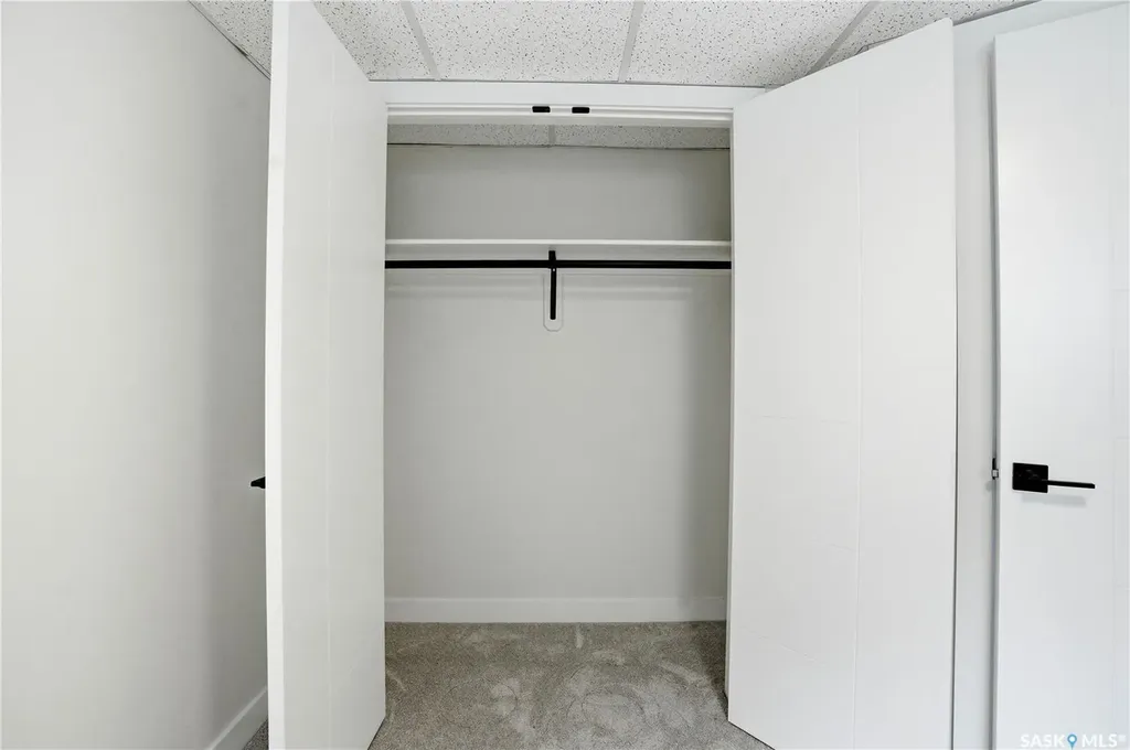 116 (114) Hall Crescent Saskatoon SK S7L 7G6