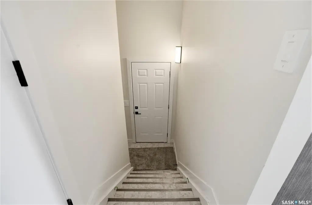 116 (114) Hall Crescent Saskatoon SK S7L 7G6