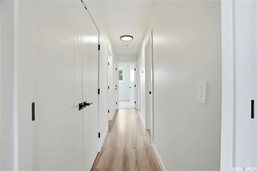116 (114) Hall Crescent Saskatoon SK S7L 7G6