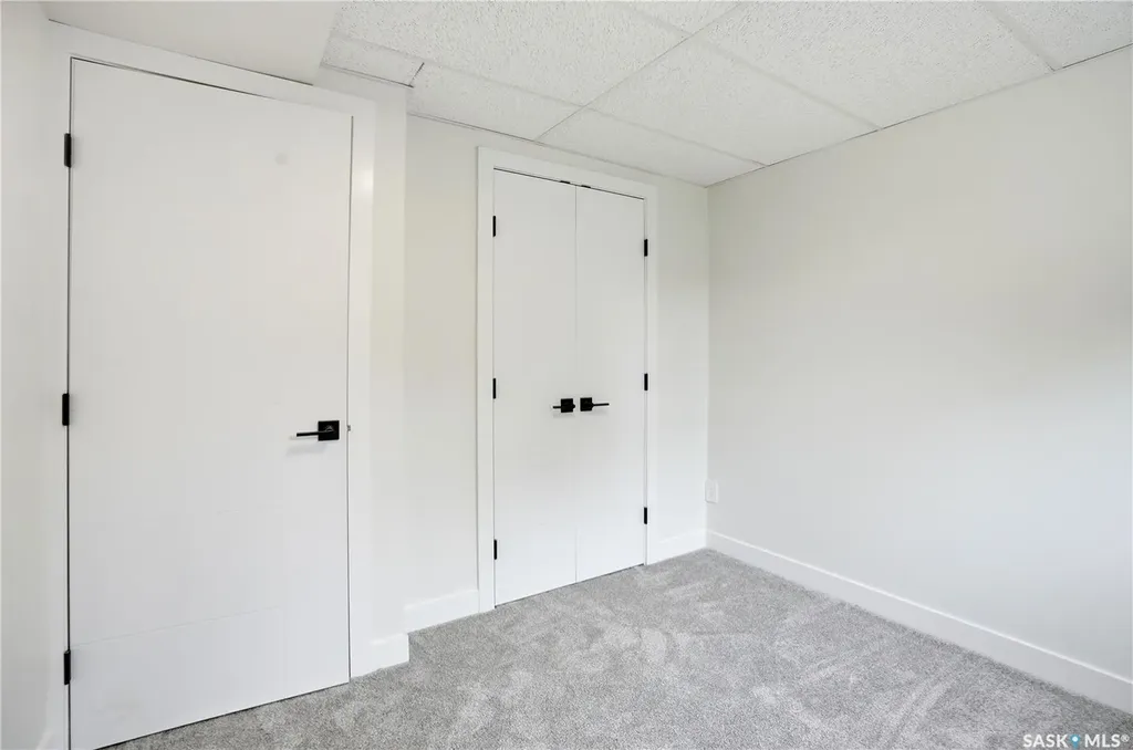 116 (114) Hall Crescent Saskatoon SK S7L 7G6