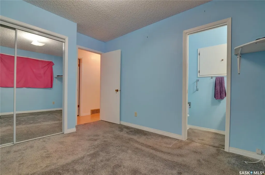 3003 Doan Drive Regina SK S4V 1H6