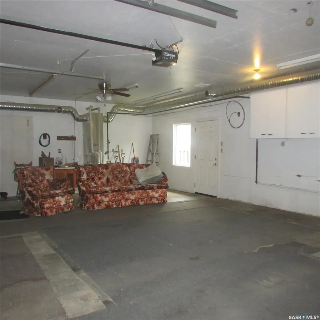 3003 Doan Drive Regina SK S4V 1H6