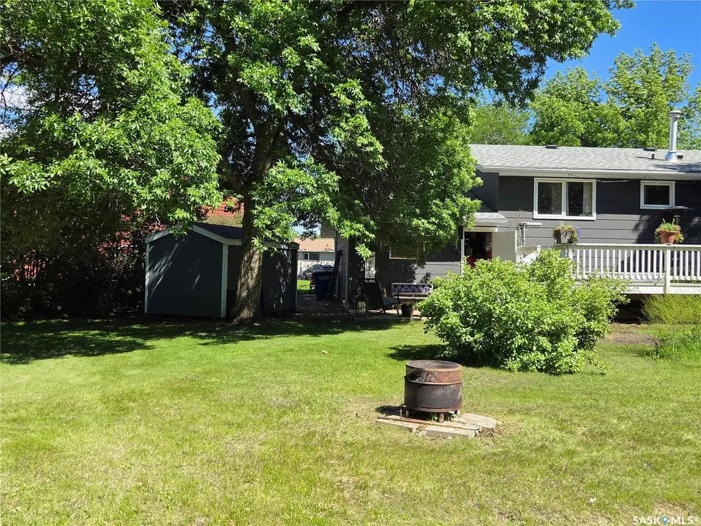 519 1st Street NW Wadena SK S0A 4J0