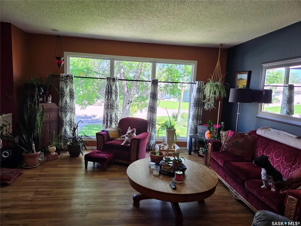 519 1st Street NW Wadena SK S0A 4J0