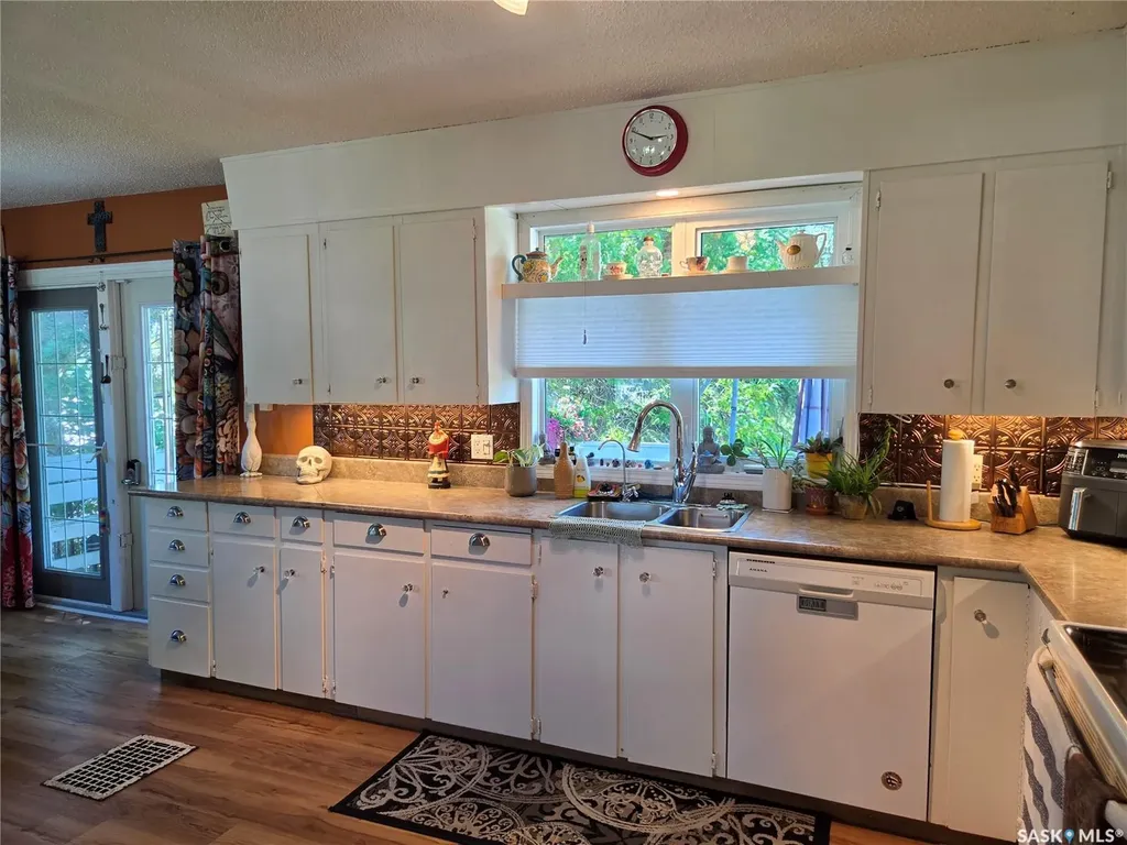 519 1st Street NW Wadena SK S0A 4J0