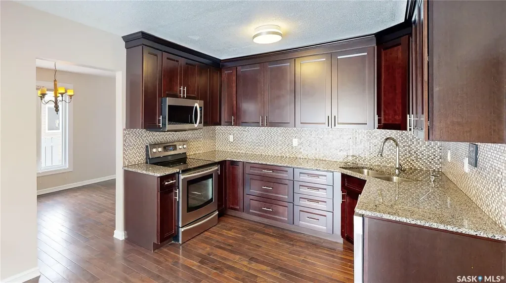 50 Lowry Place Regina SK S4S 6C7