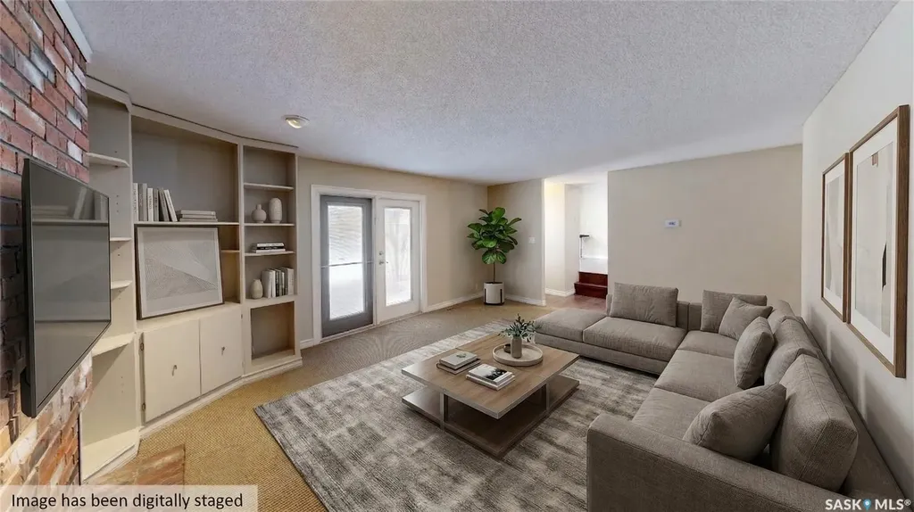 50 Lowry Place Regina SK S4S 6C7