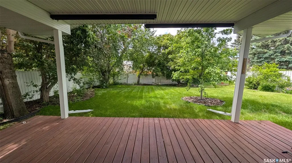 50 Lowry Place Regina SK S4S 6C7