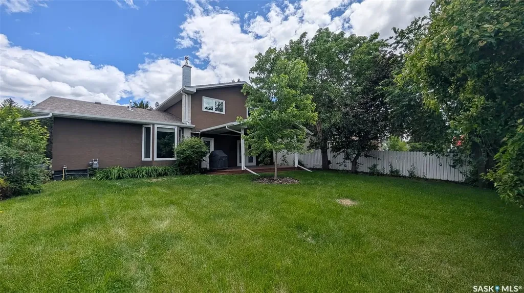50 Lowry Place Regina SK S4S 6C7