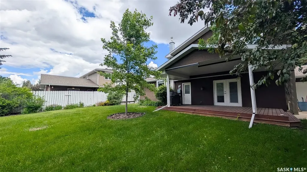 50 Lowry Place Regina SK S4S 6C7