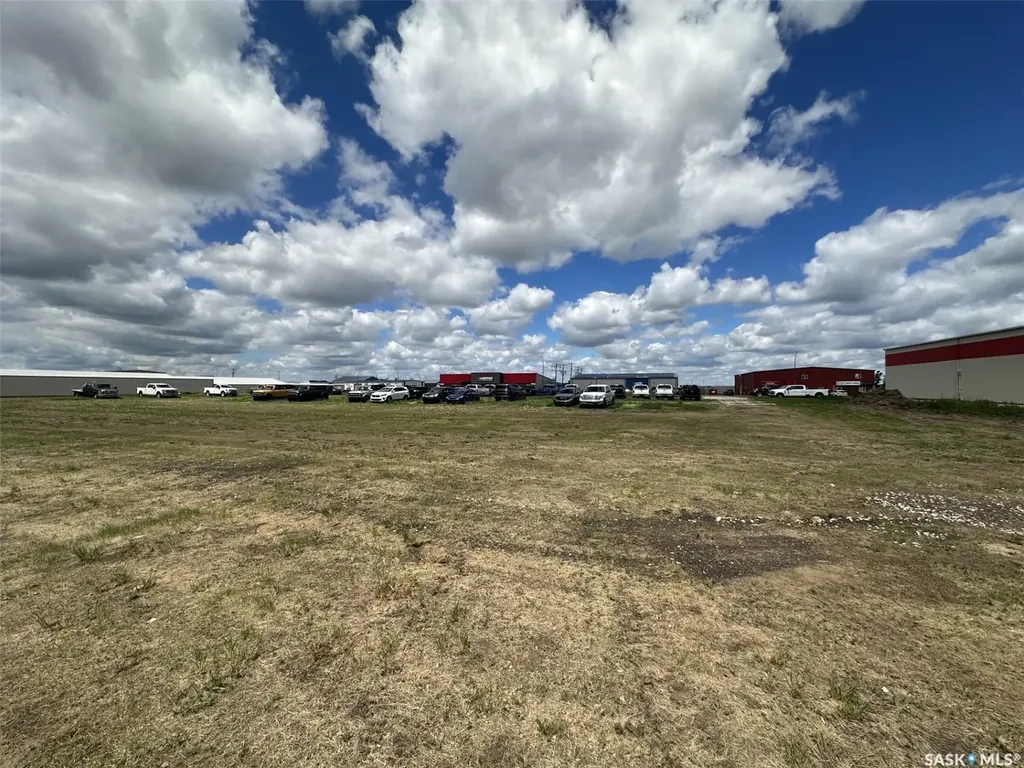 3 Mckenzie Lane Moose Jaw SK S6J 1M6
