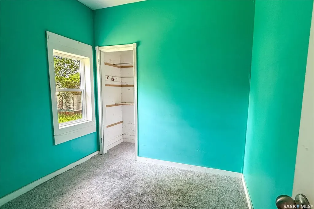 1132 Queen Street Regina SK S4T 4B2