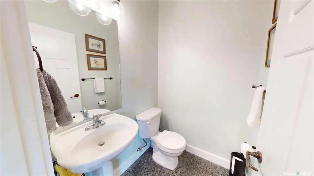279 Rutherford Crescent Saskatoon SK S7N 4X5