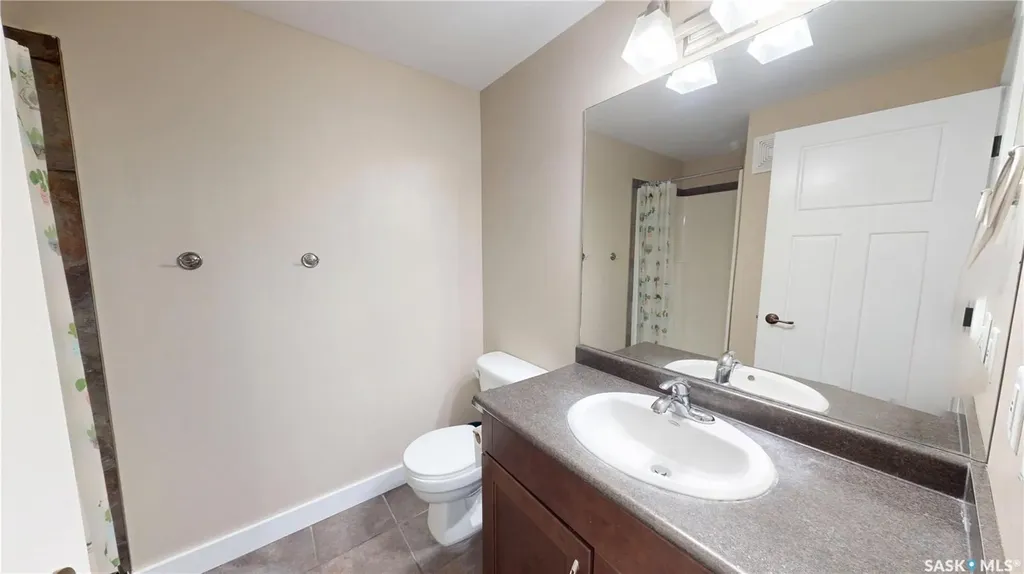 279 Rutherford Crescent Saskatoon SK S7N 4X5