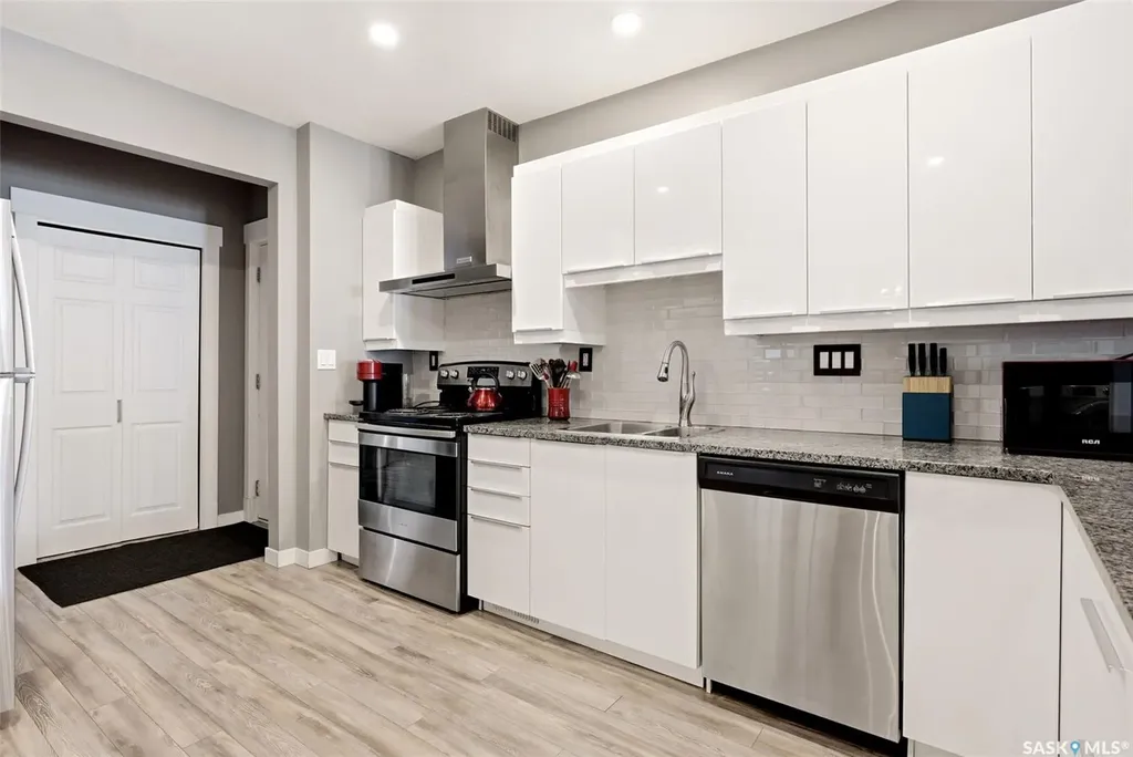 2467 Atkinson Street Regina SK S4N 3X6