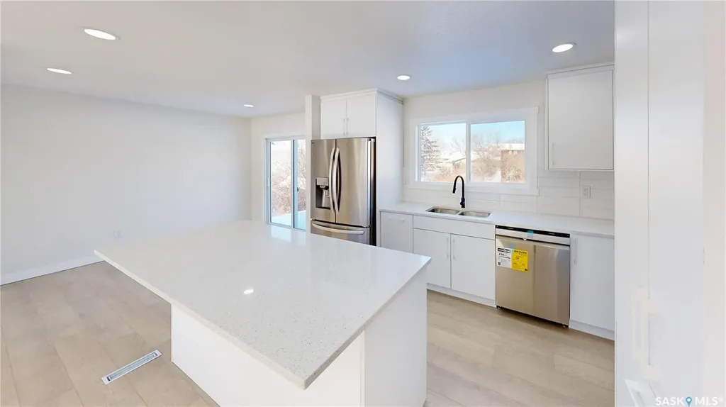 3022 Lacon Street Regina SK S4N 2A8