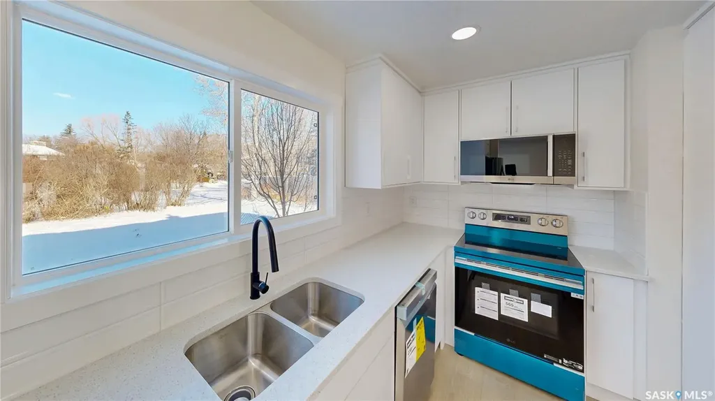 3022 Lacon Street Regina SK S4N 2A8