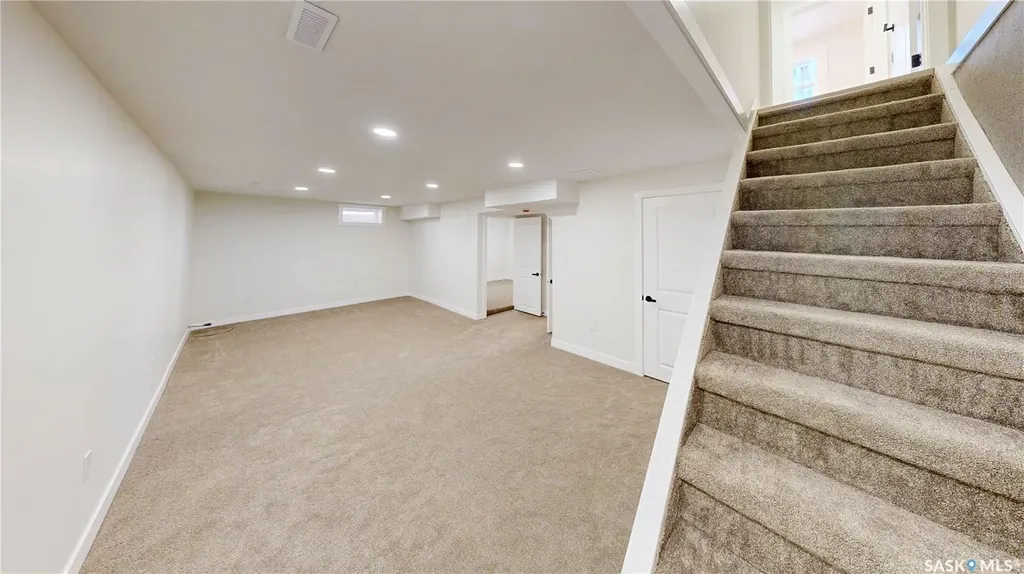 3022 Lacon Street Regina SK S4N 2A8