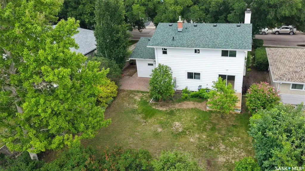 3022 Lacon Street Regina SK S4N 2A8