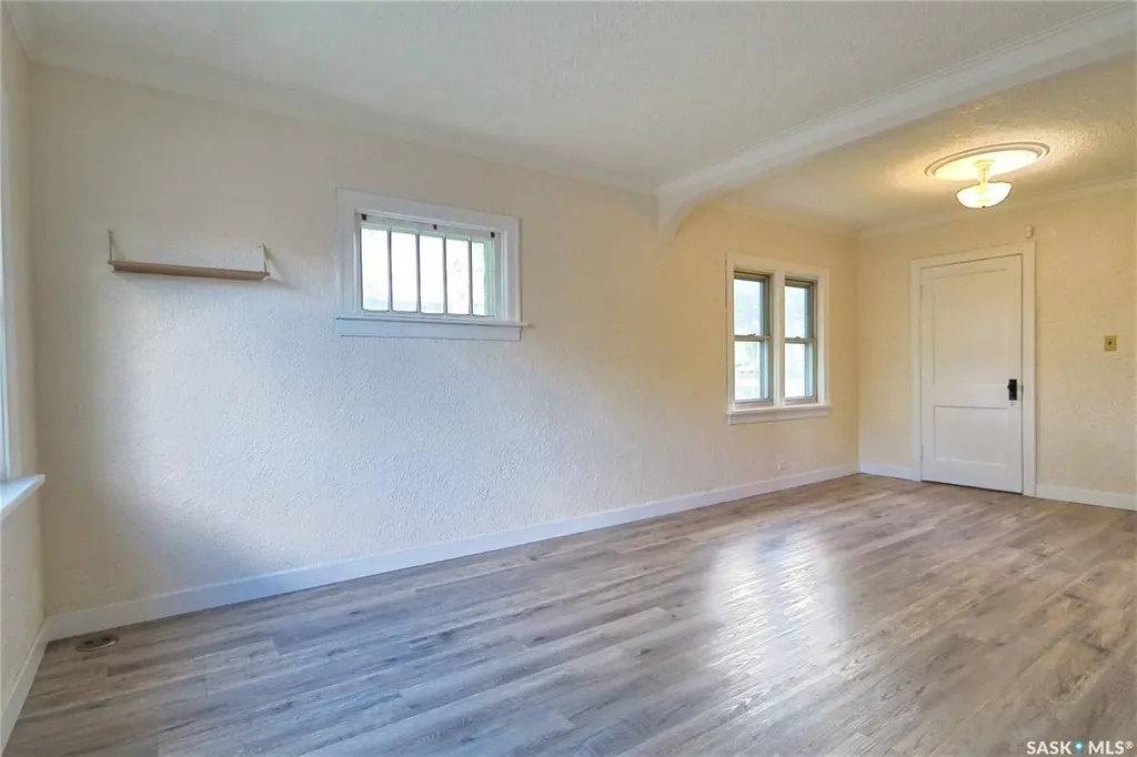 1824 Winnipeg Street Regina SK S4P 1G2
