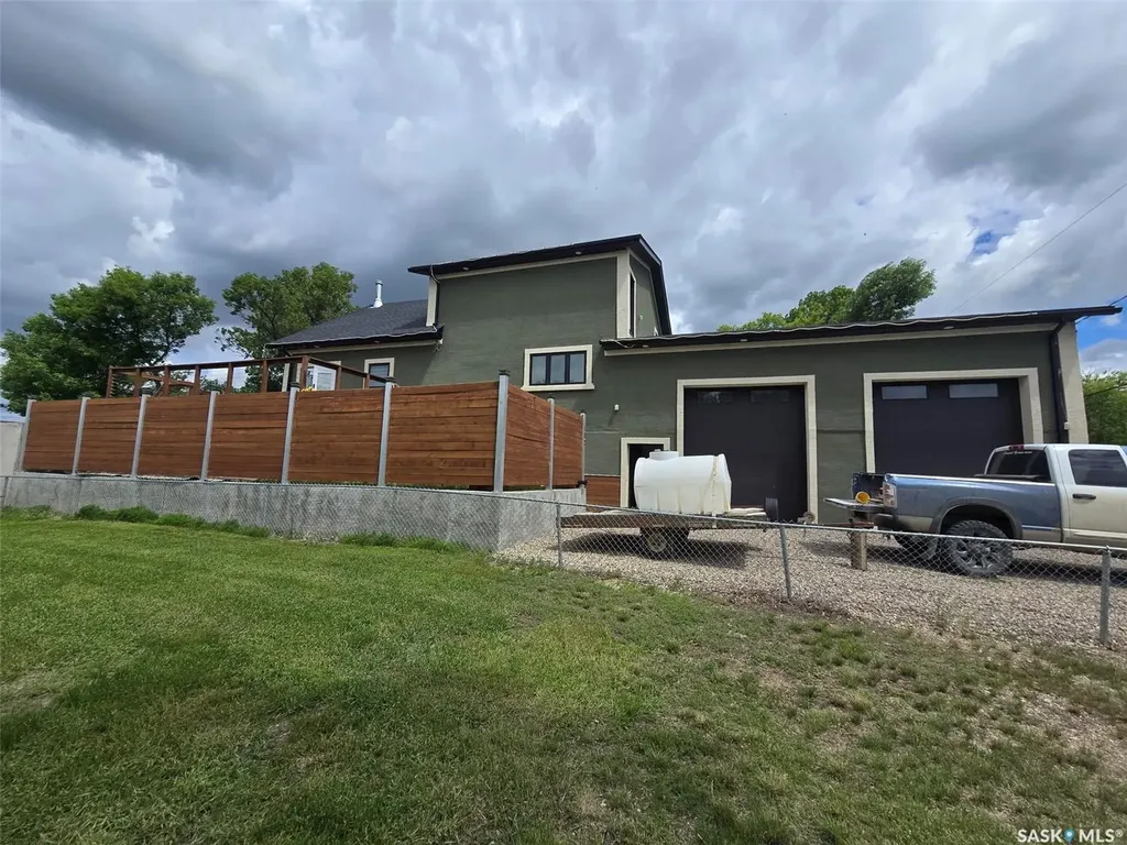152 Criddle Avenue Crooked Lake SK S0G 2B0