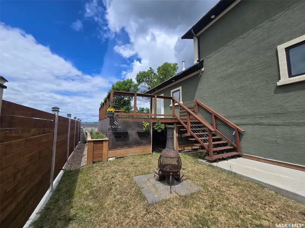 152 Criddle Avenue Crooked Lake SK S0G 2B0