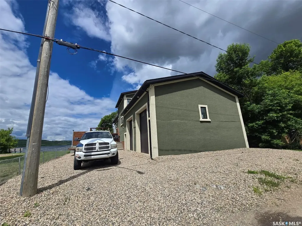 152 Criddle Avenue Crooked Lake SK S0G 2B0