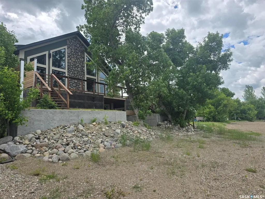 152 Criddle Avenue Crooked Lake SK S0G 2B0