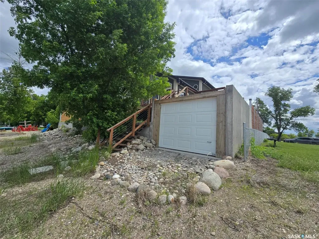 152 Criddle Avenue Crooked Lake SK S0G 2B0
