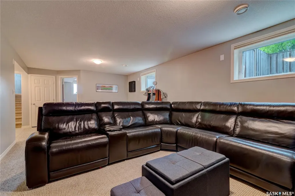 751 Bluebird Crescent Regina SK S4N 7S3