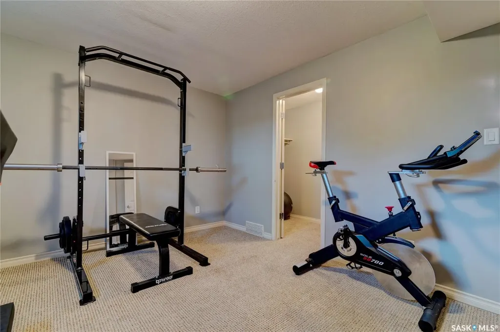 751 Bluebird Crescent Regina SK S4N 7S3