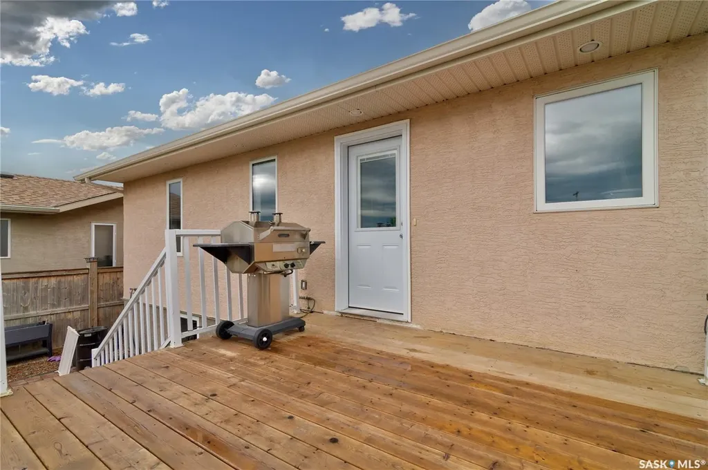 751 Bluebird Crescent Regina SK S4N 7S3