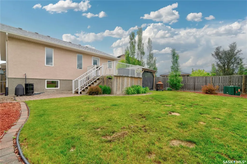 751 Bluebird Crescent Regina SK S4N 7S3