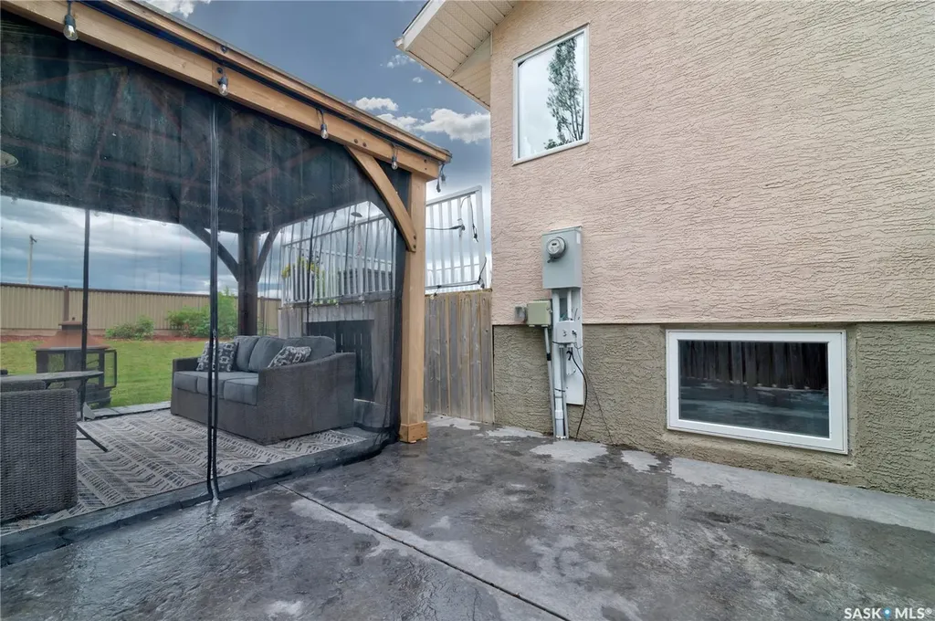 751 Bluebird Crescent Regina SK S4N 7S3