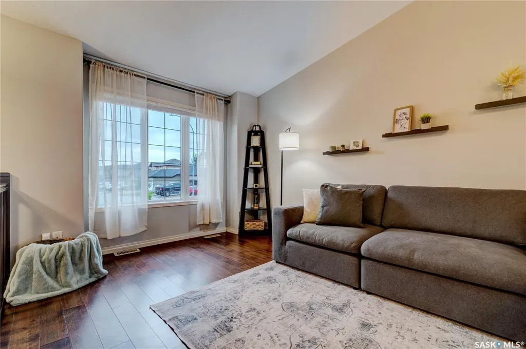751 Bluebird Crescent Regina SK S4N 7S3