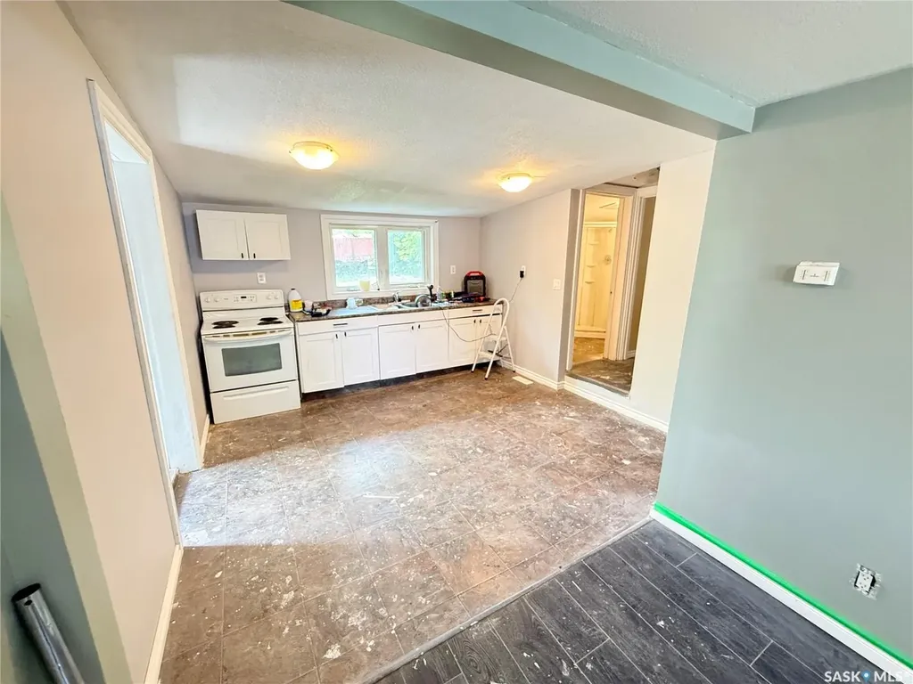 330 3rd Avenue SE Weyburn SK S4H 1X4