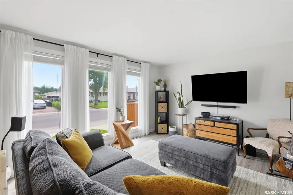 103 Appleby Drive Saskatoon SK S7M 4B4