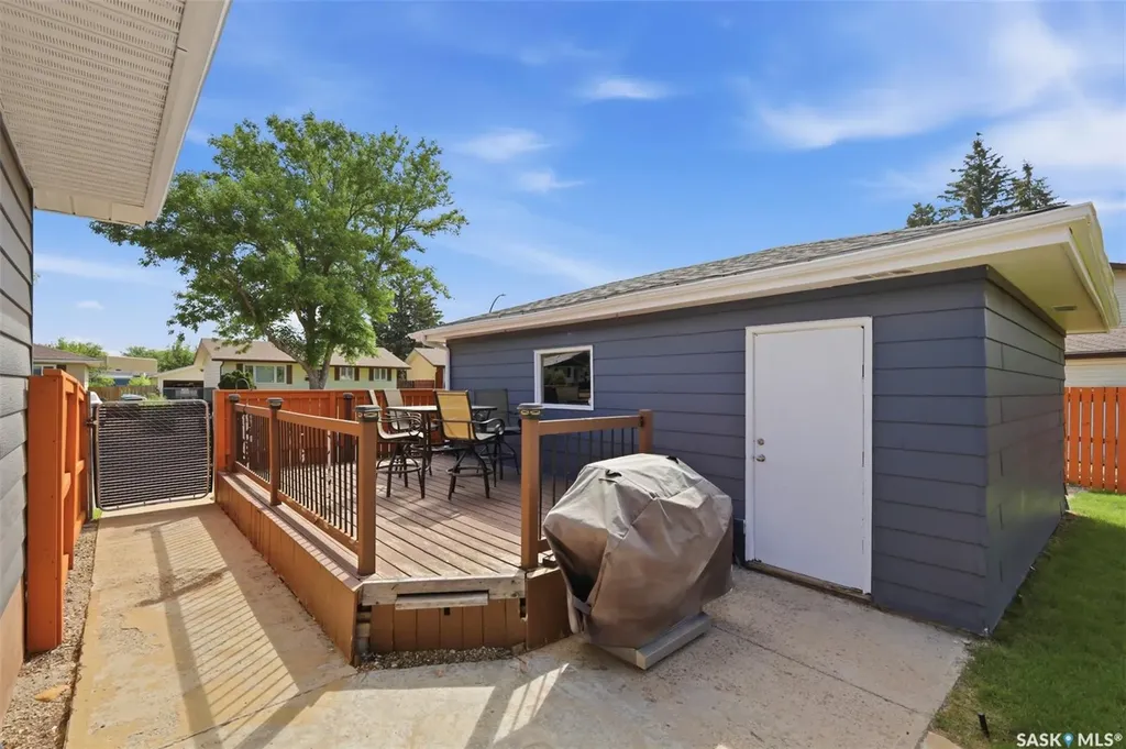 103 Appleby Drive Saskatoon SK S7M 4B4