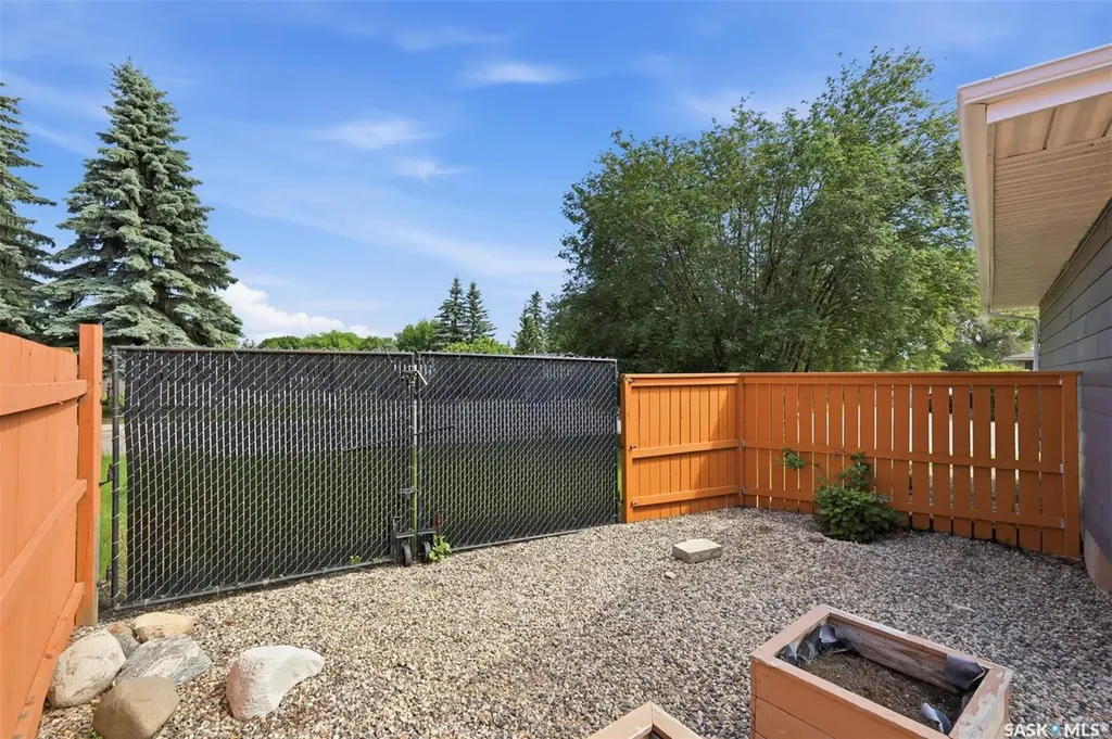 103 Appleby Drive Saskatoon SK S7M 4B4